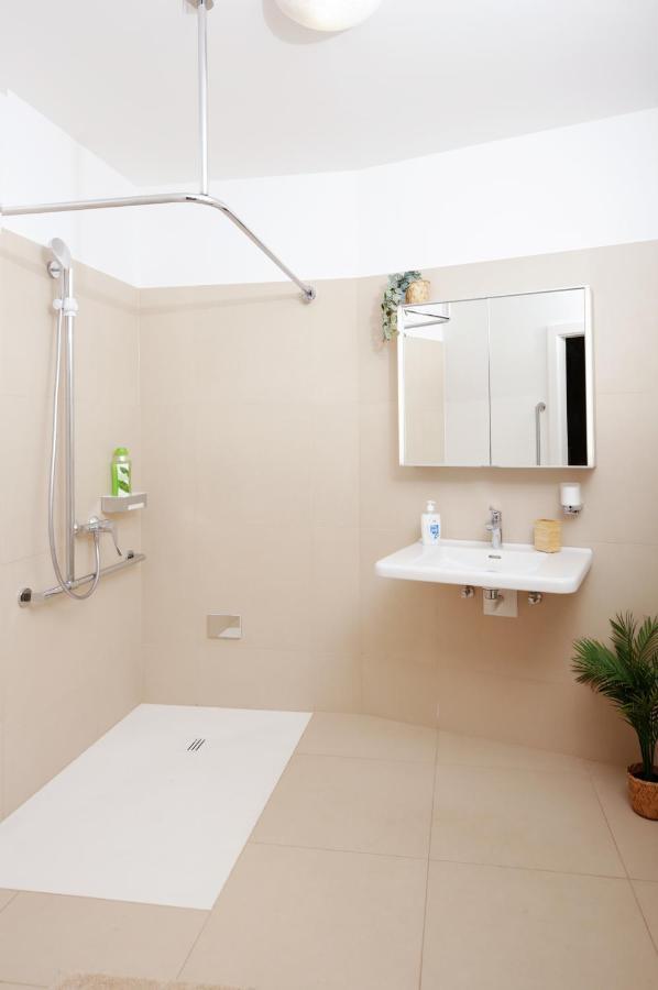Serenity Suite וינה מראה חיצוני תמונה